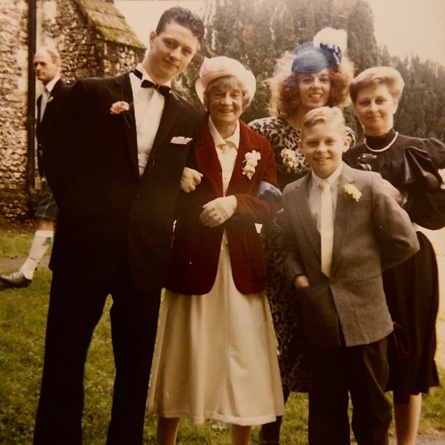 Sheila Finneran w/ Mum, Nephews Lee & Nick & sister-in-law, Linn, 1986